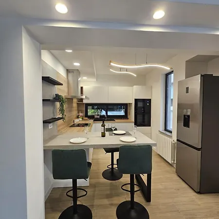 Apartment New Open Space Pula