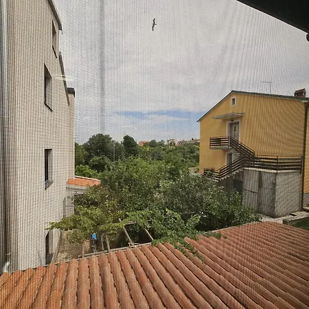 Apartment New Open Space Pula